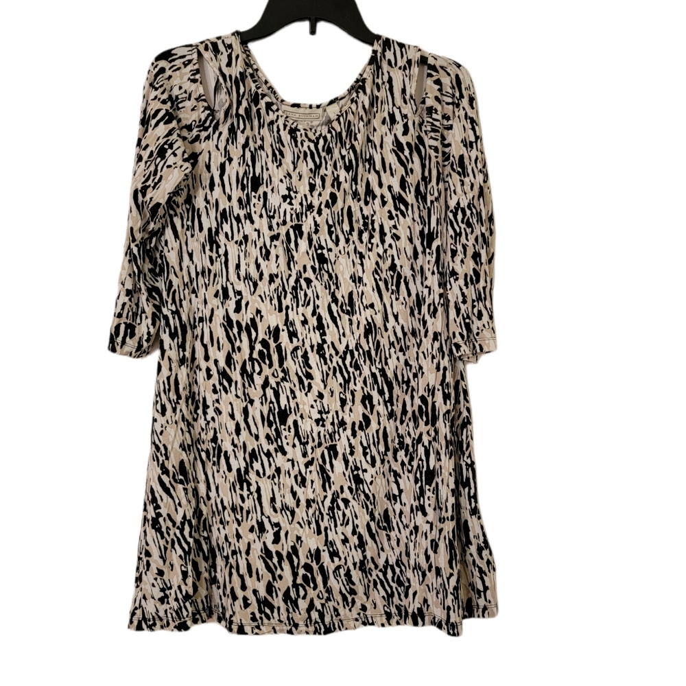 Dana Buchman lg cold shoulder tunic